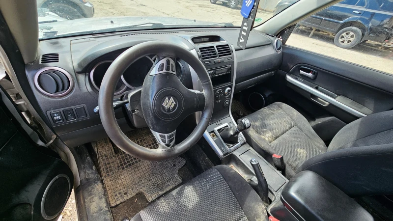 Suzuki Grand vitara 1.9 ddis, снимка 5 - Автомобили и джипове - 50054245