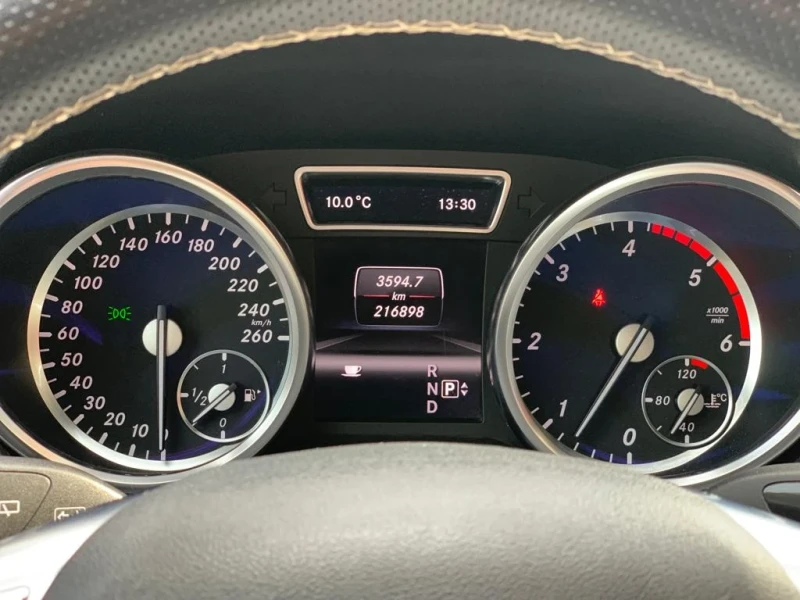 Mercedes-Benz ML 350 350 AMG/LiNE (63 OPTiC)4matik bluetec, снимка 5 - Автомобили и джипове - 52844295