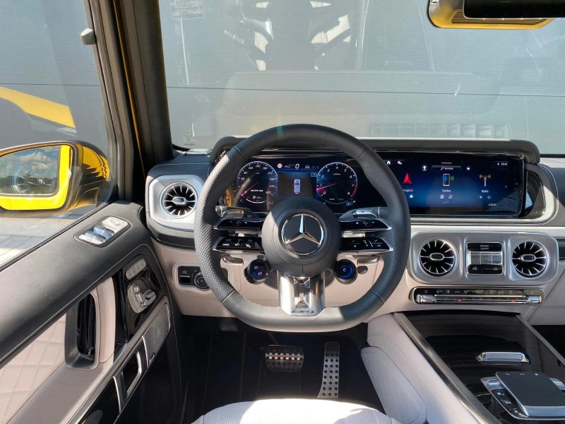Mercedes-Benz G 63 AMG /FACELIFT/MANUFAKTUR/SUPERIOR/BURMESTER/DESIGNO/, снимка 9 - Автомобили и джипове - 51748847