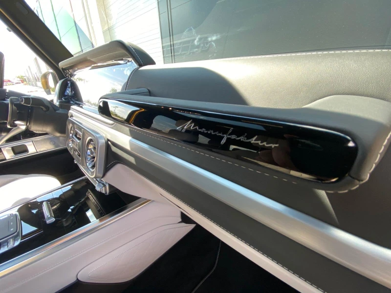 Mercedes-Benz G 63 AMG /FACELIFT/MANUFAKTUR/SUPERIOR/BURMESTER/DESIGNO/, снимка 10 - Автомобили и джипове - 51748847