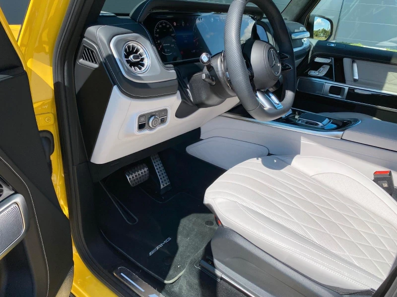 Mercedes-Benz G 63 AMG /FACELIFT/MANUFAKTUR/SUPERIOR/BURMESTER/DESIGNO/, снимка 8 - Автомобили и джипове - 51748847