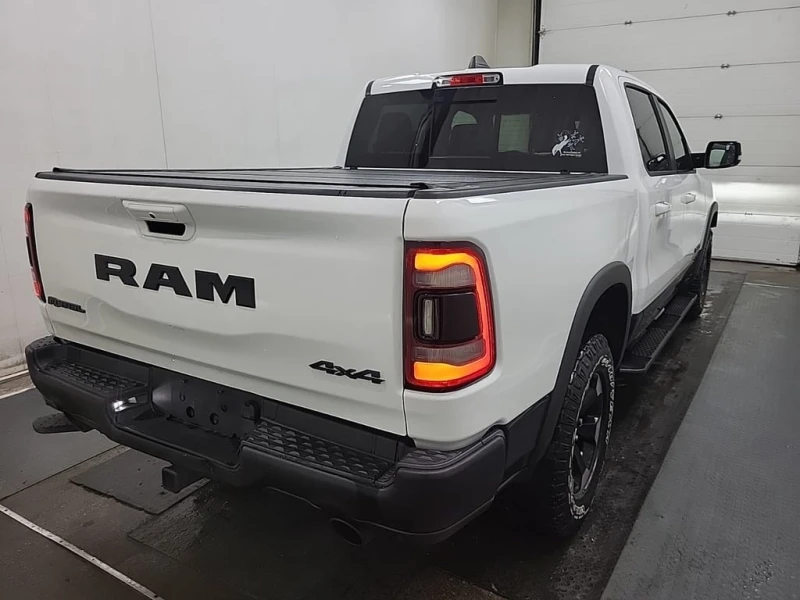 Dodge RAM 1500 REBEL CREW CAB SHORT BED  CARFAX, снимка 3 - Автомобили и джипове - 53220478