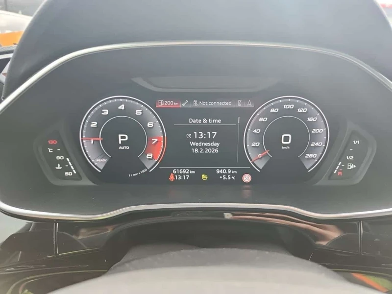 Audi Q3 * TECHNIK * Quattro * 360 * PANO* Подгреви * , снимка 9 - Автомобили и джипове - 53529609