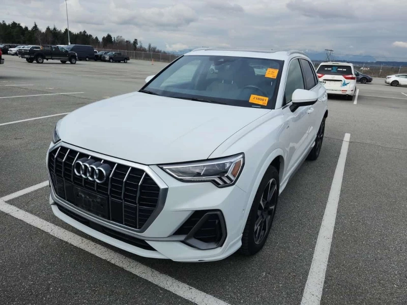 Audi Q3 * TECHNIK * Quattro * 360 * PANO* Подгреви * 