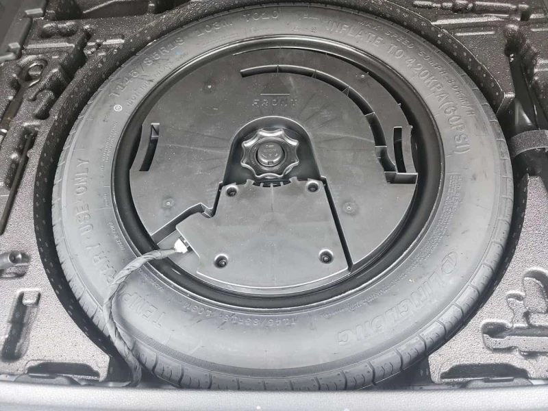 Audi Q3 * TECHNIK * Quattro * 360 * PANO* Подгреви * , снимка 15 - Автомобили и джипове - 53529609