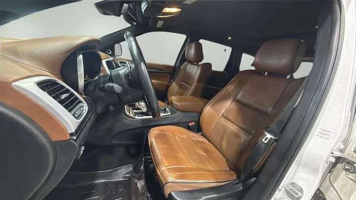 Jeep Grand cherokee SUMMIT | 3.0L V6 Turbo Diesel | CLEAN CARFAX, снимка 8 - Автомобили и джипове - 53498147