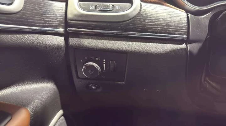 Jeep Grand cherokee SUMMIT | 3.0L V6 Turbo Diesel | CLEAN CARFAX, снимка 14 - Автомобили и джипове - 53498147