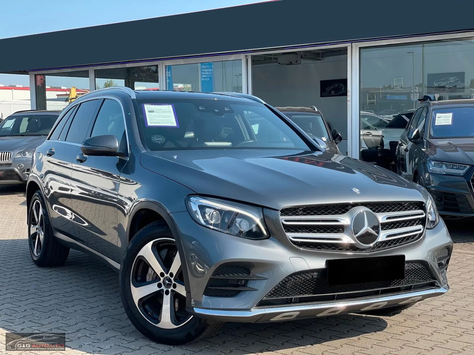 Mercedes-Benz GLC 250 4MATIC/9G-TRONIC/AMG-PACK/PANO/AHK/LED/137D, снимка 1