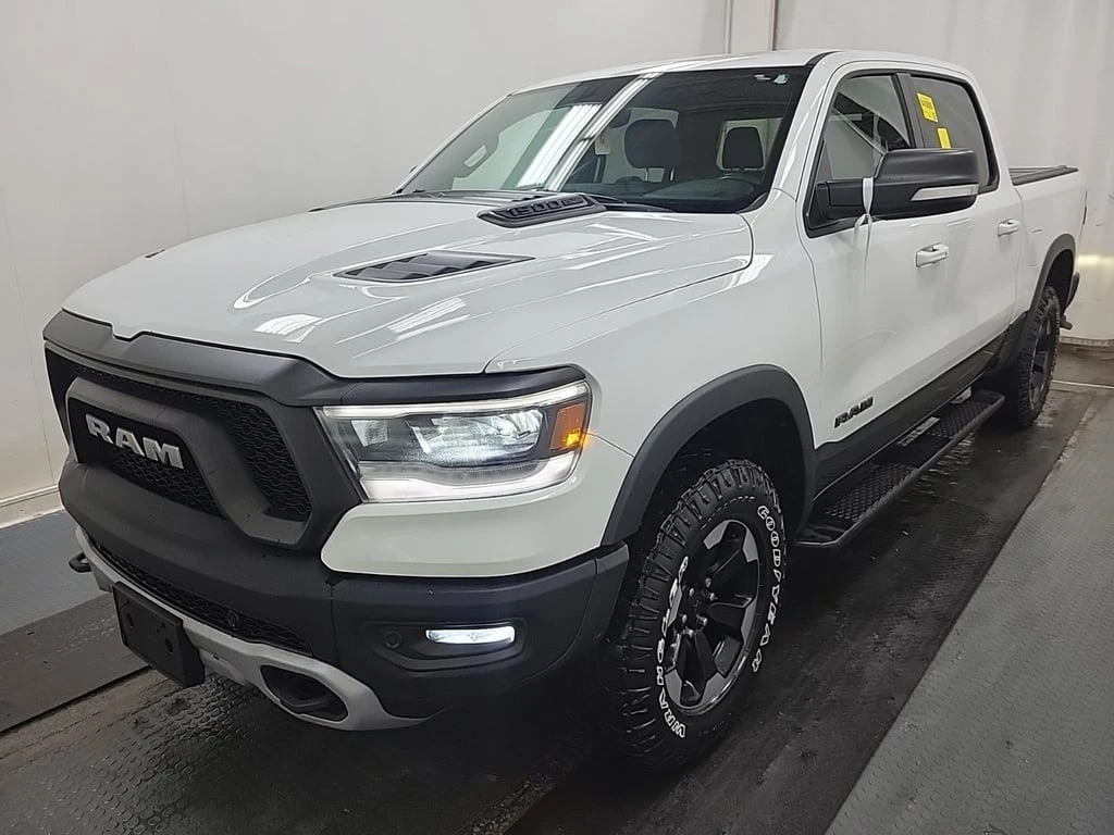 Dodge RAM 1500 REBEL CREW CAB SHORT BED  CARFAX, снимка 1