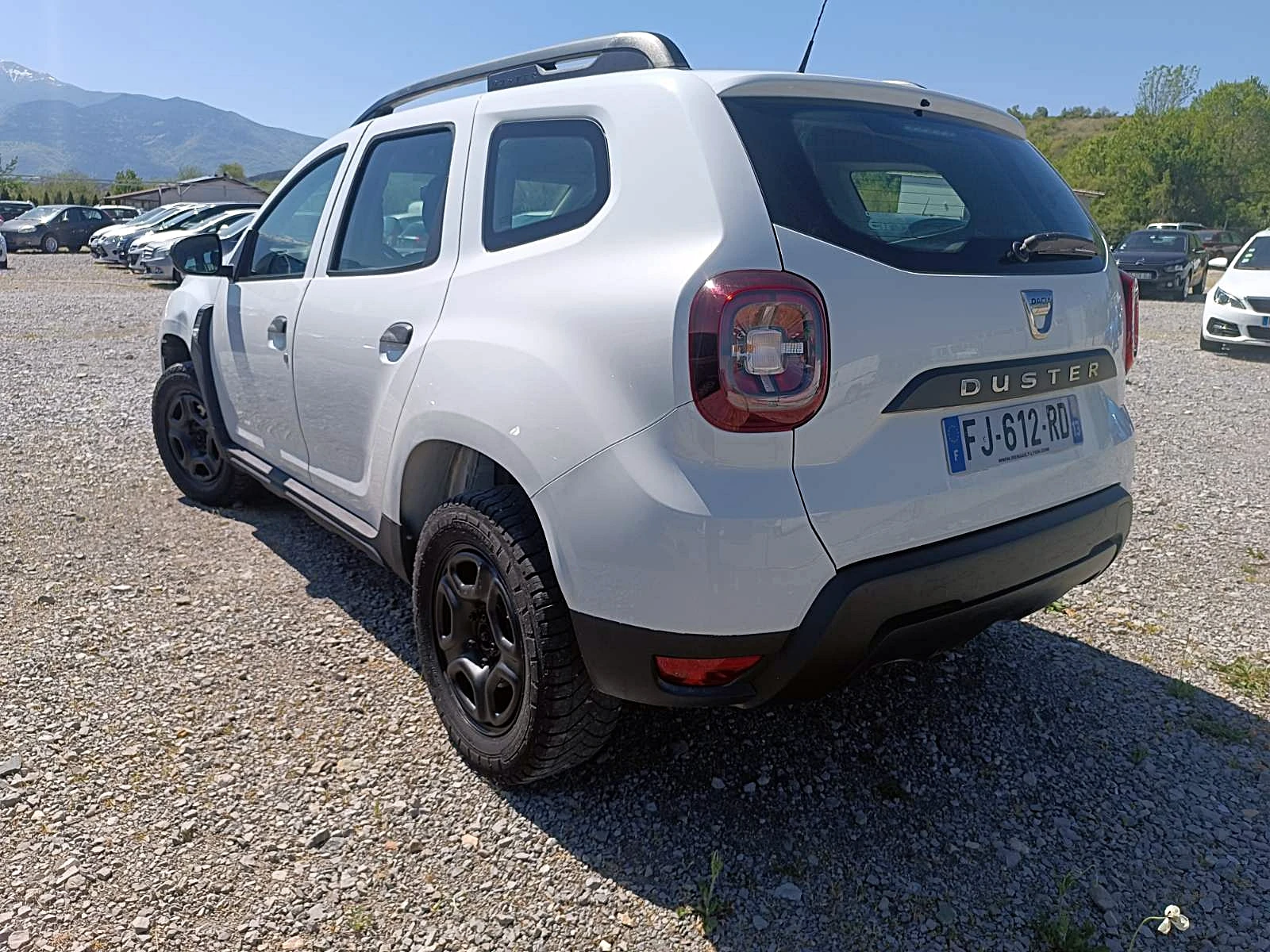 Dacia Duster 4x4 - изображение 6