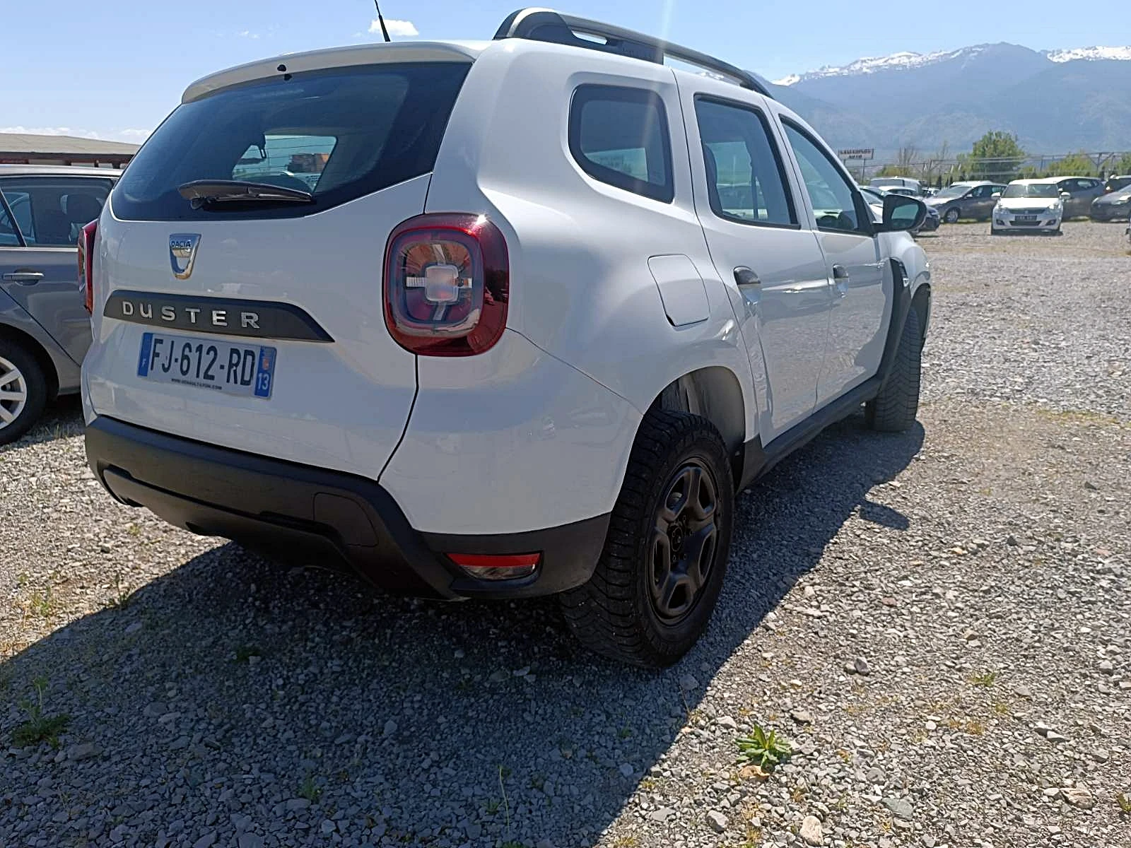 Dacia Duster 4x4 - изображение 4