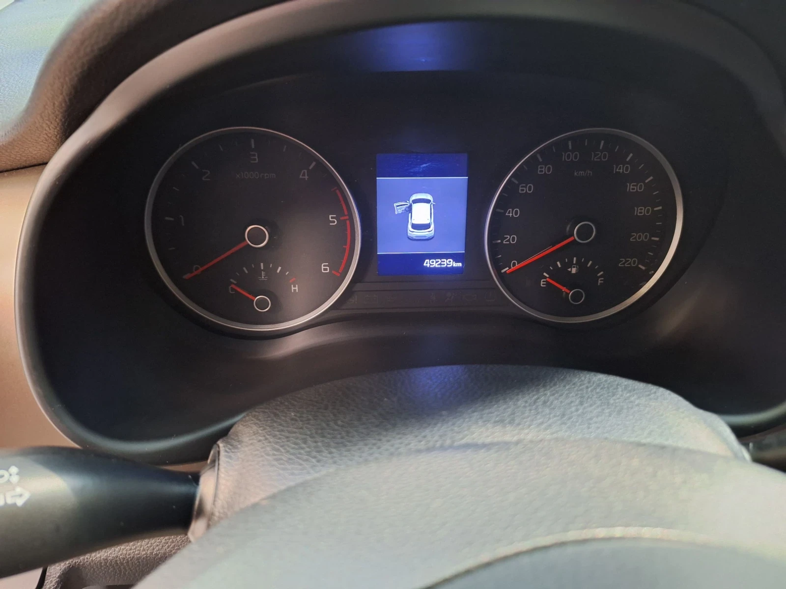 Kia Stonic 1.6crdi, KIA KOREA, наличен  - изображение 2