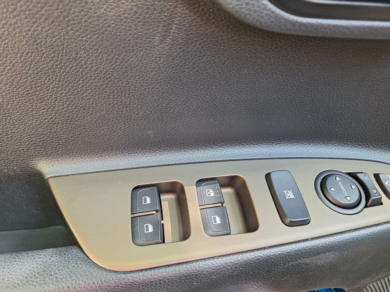 Kia Stonic 1.6crdi, KIA KOREA, наличен  - изображение 5