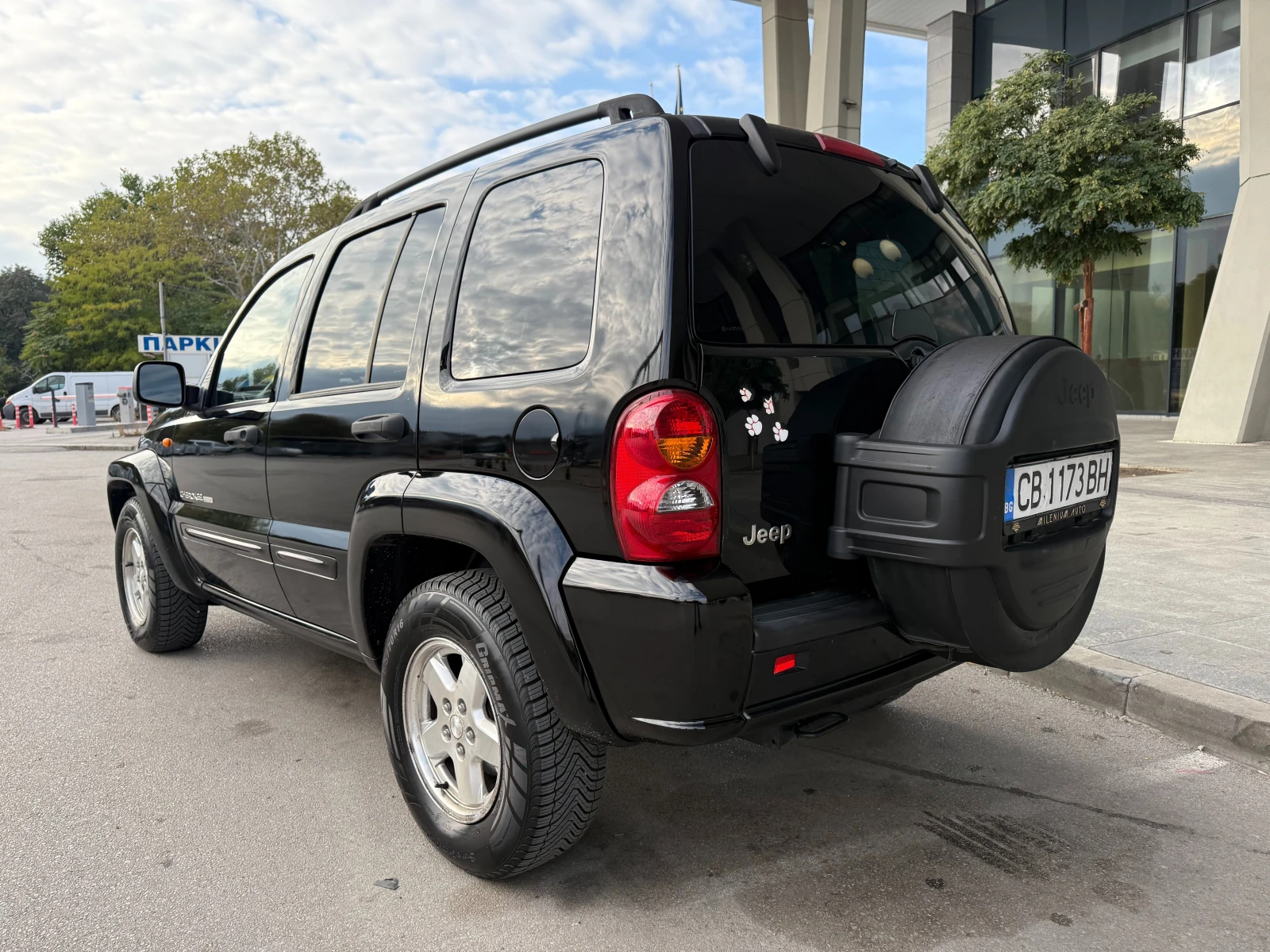 Jeep Cherokee 6 МЕСЕЦА ГАРАНЦИЯ/3.7i 204к.с. Газ/Бензин Автомат - изображение 3