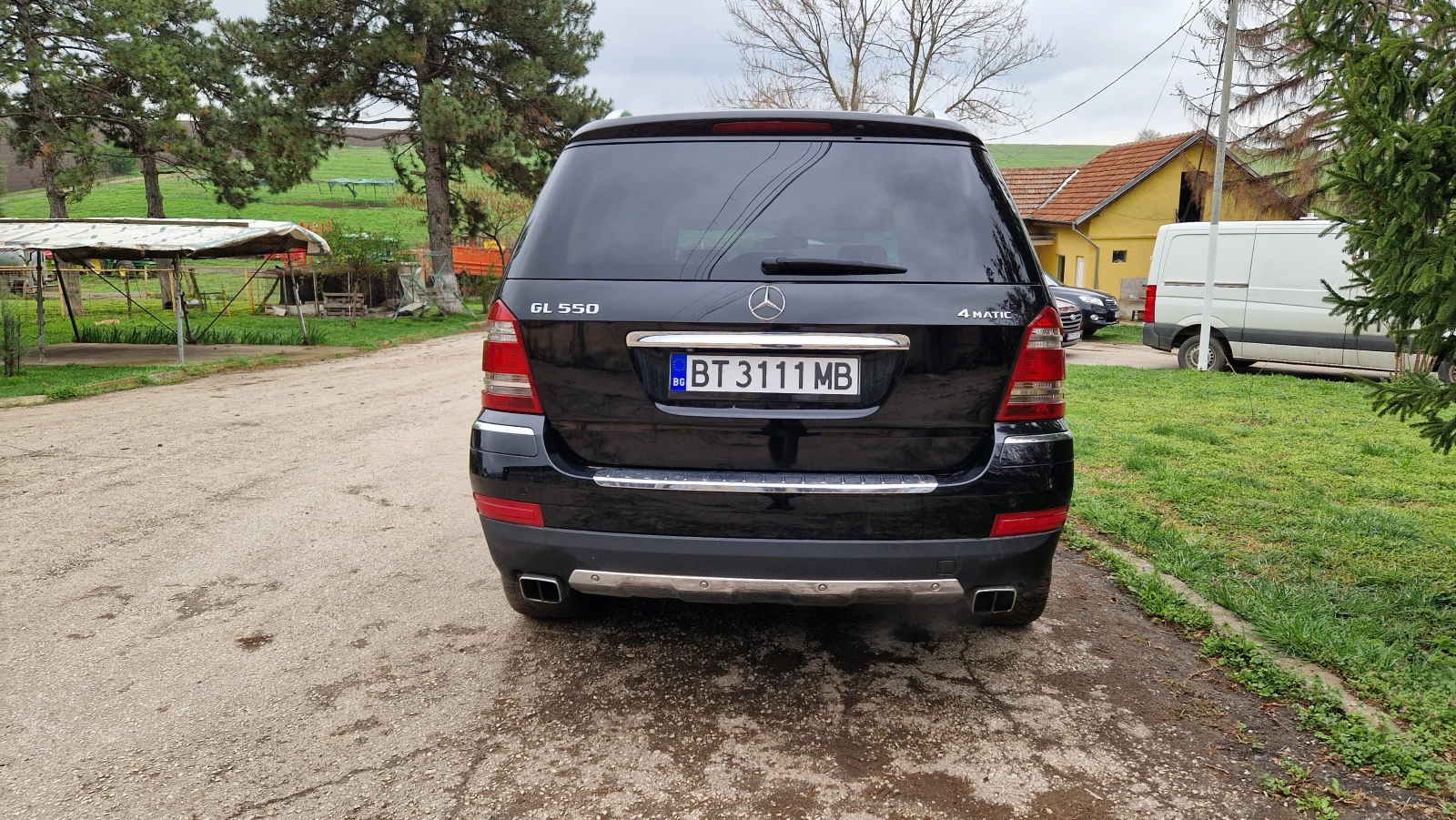 Mercedes-Benz GL 550, снимка 4 - Автомобили и джипове - 53712023