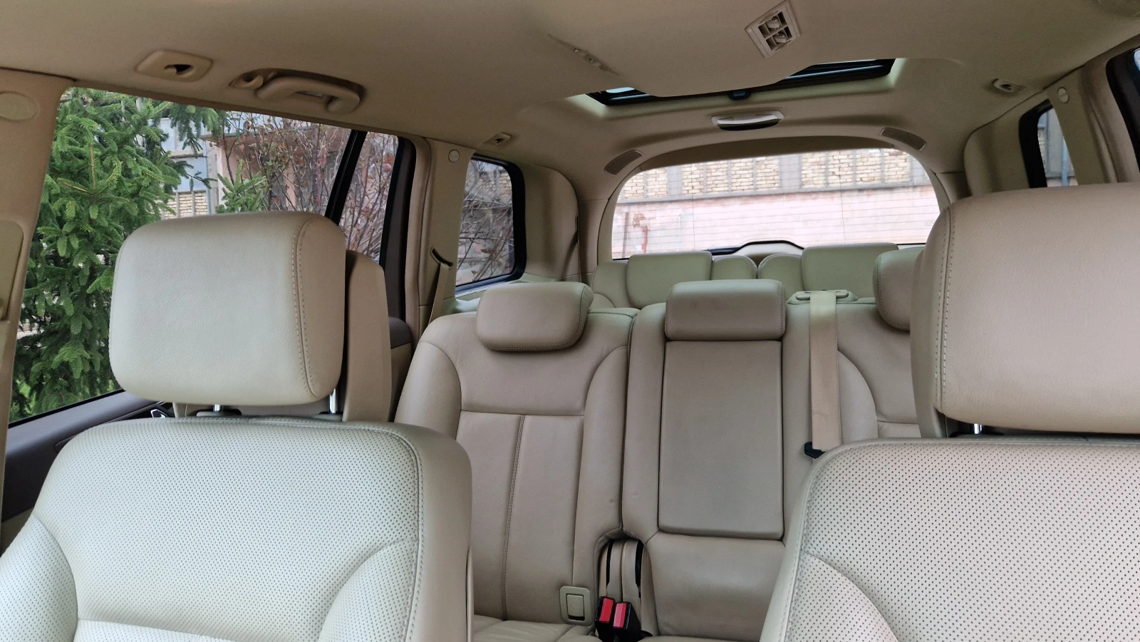 Mercedes-Benz GL 550, снимка 8 - Автомобили и джипове - 53712023