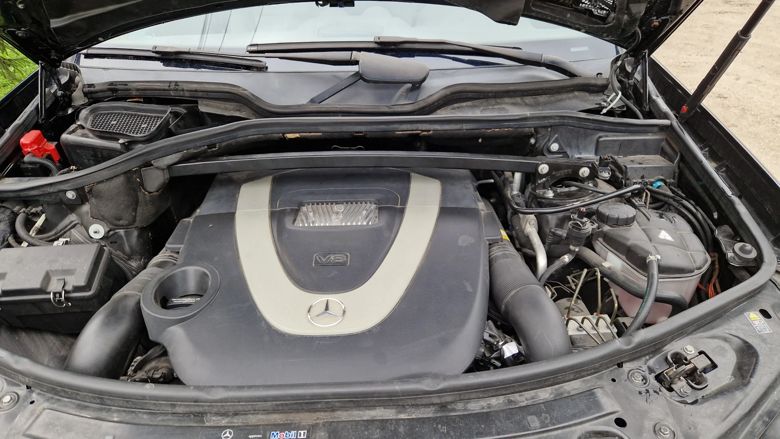 Mercedes-Benz GL 550, снимка 11 - Автомобили и джипове - 53712023