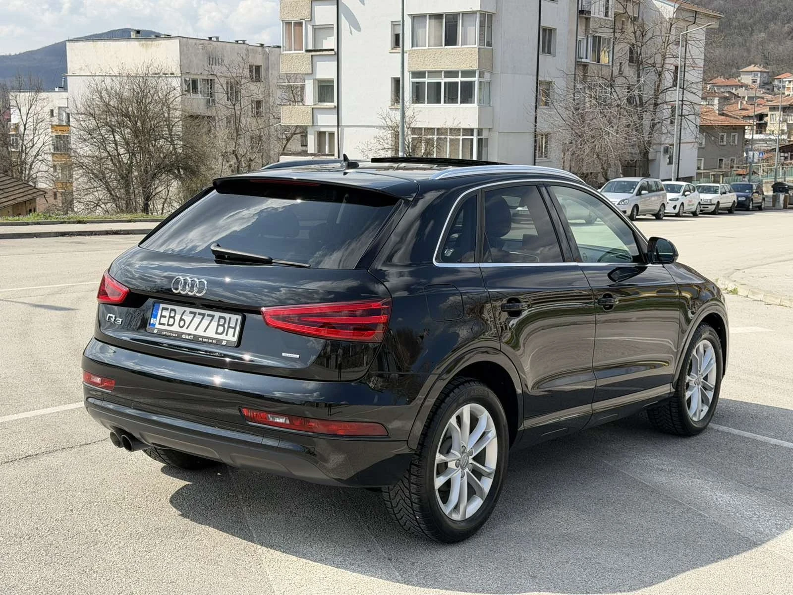 Audi Q3 2.0TFSI 211к.с // Quattro // S-Tronic, снимка 4 - Автомобили и джипове - 53972590