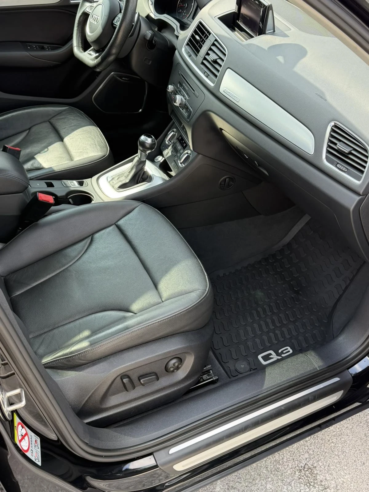 Audi Q3 2.0TFSI 211к.с // Quattro // S-Tronic, снимка 7 - Автомобили и джипове - 53972590