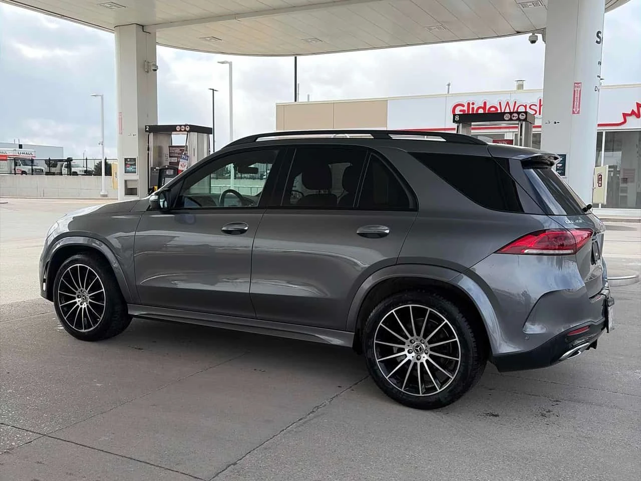 Mercedes-Benz GLE 450 * CARFAX * ДИСТРОНИК * 360 * BURMESTER * ПОДГРЕВИ, снимка 2 - Автомобили и джипове - 54034660