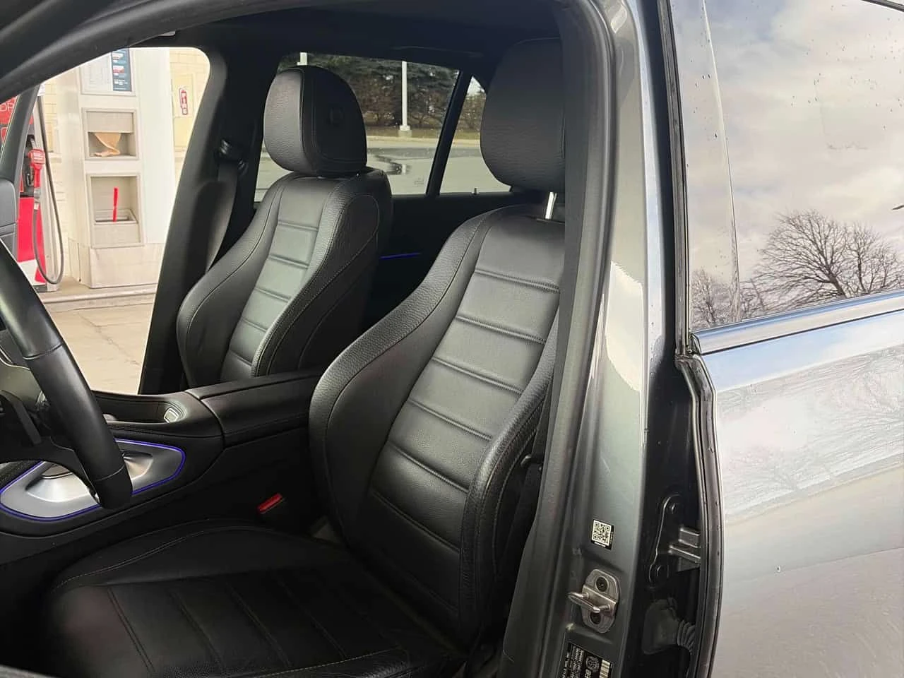 Mercedes-Benz GLE 450 * CARFAX * ДИСТРОНИК * 360 * BURMESTER * ПОДГРЕВИ, снимка 12 - Автомобили и джипове - 54034660