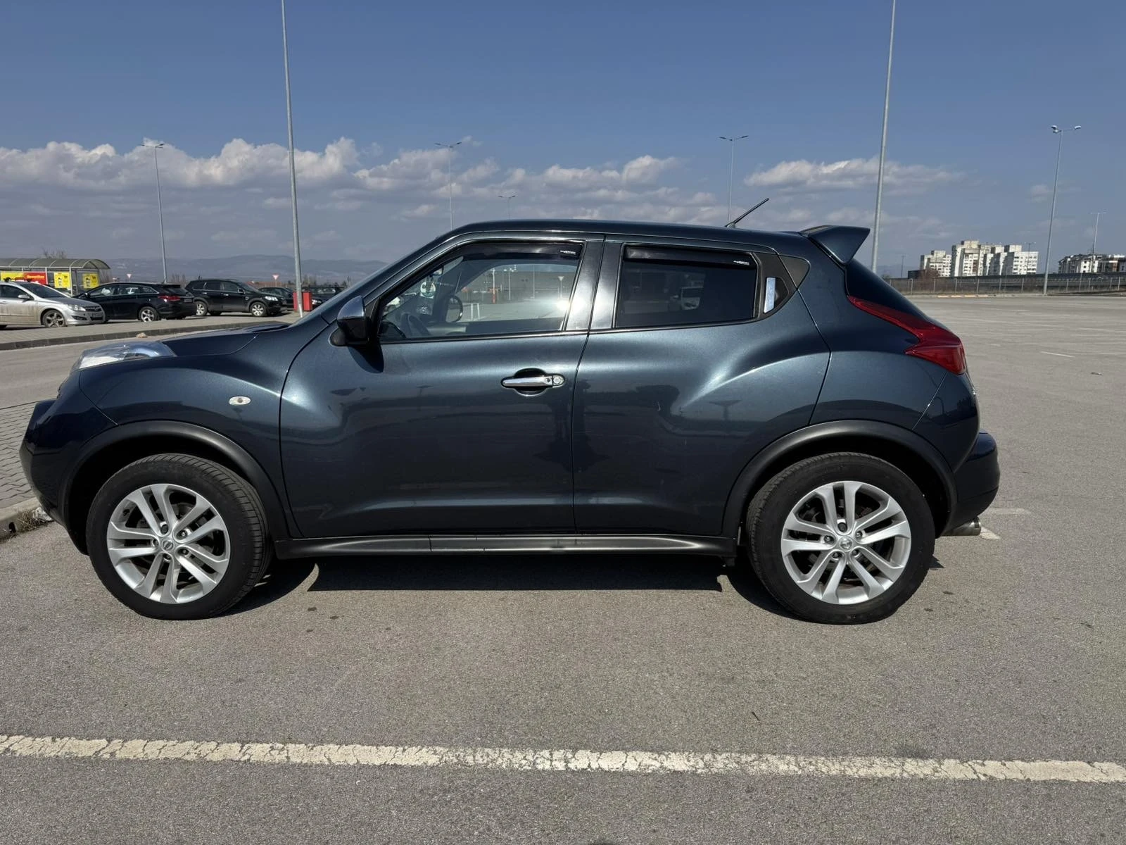 Nissan Juke, снимка 3 - Автомобили и джипове - 54432107