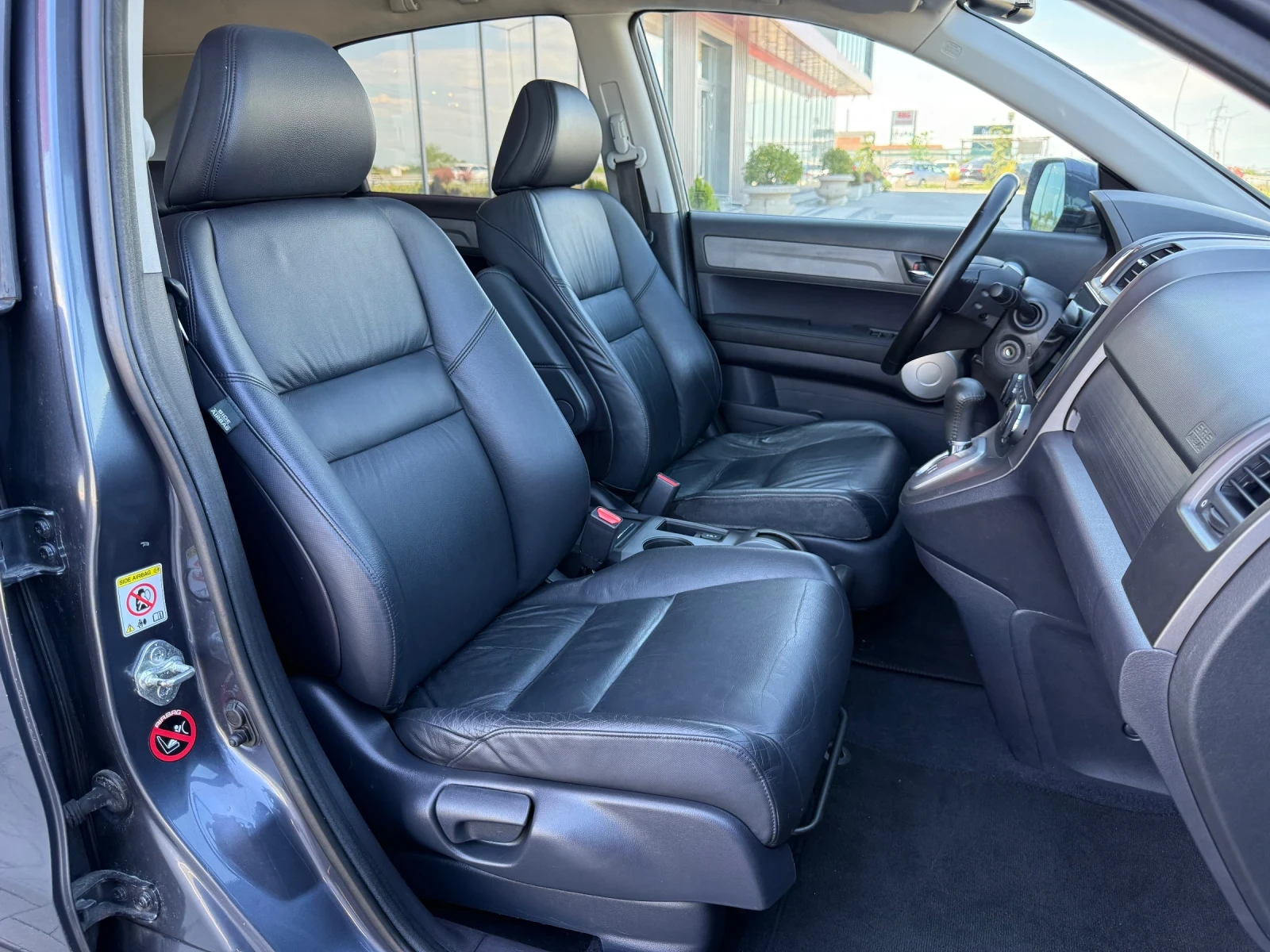 Honda Cr-v 2.0 i-VTEC / EXECUTIVE / AVTOMAT / KOJA / NAVI, снимка 11 - Автомобили и джипове - 54444535