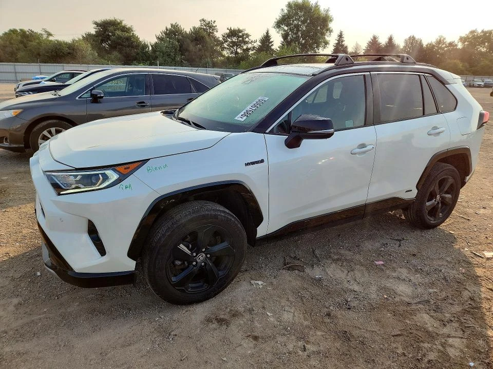 Toyota Rav4 2021 TOYOTA RAV4 XSE, снимка 3 - Автомобили и джипове - 55604200