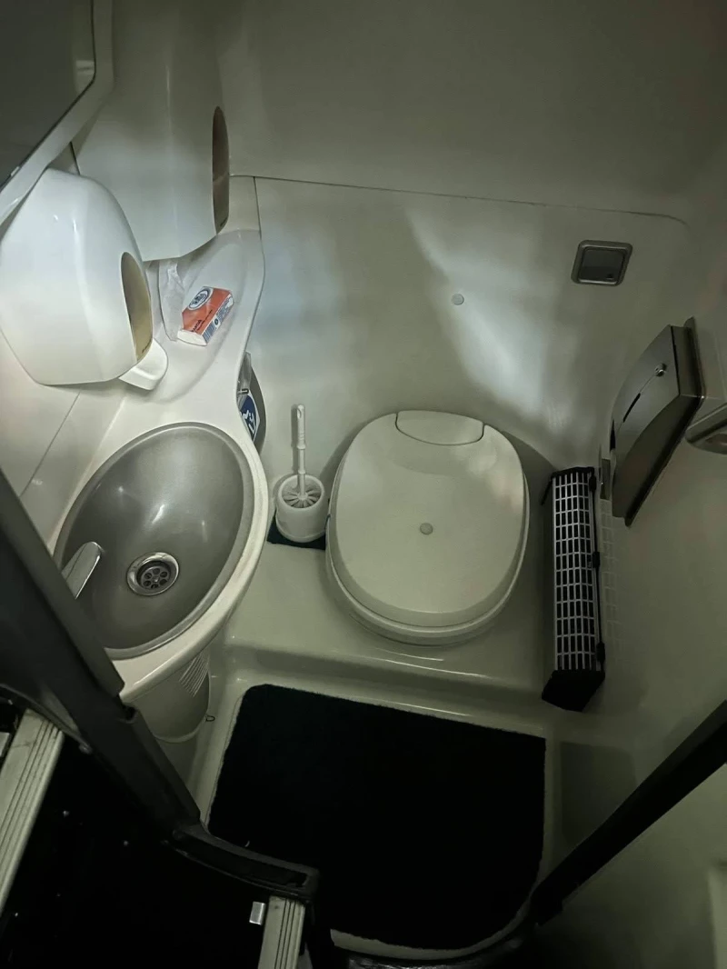 Scania Irizar, снимка 13 - Бусове и автобуси - 52913984