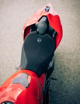 Ducati Panigale V4 | Mobile.bg    10