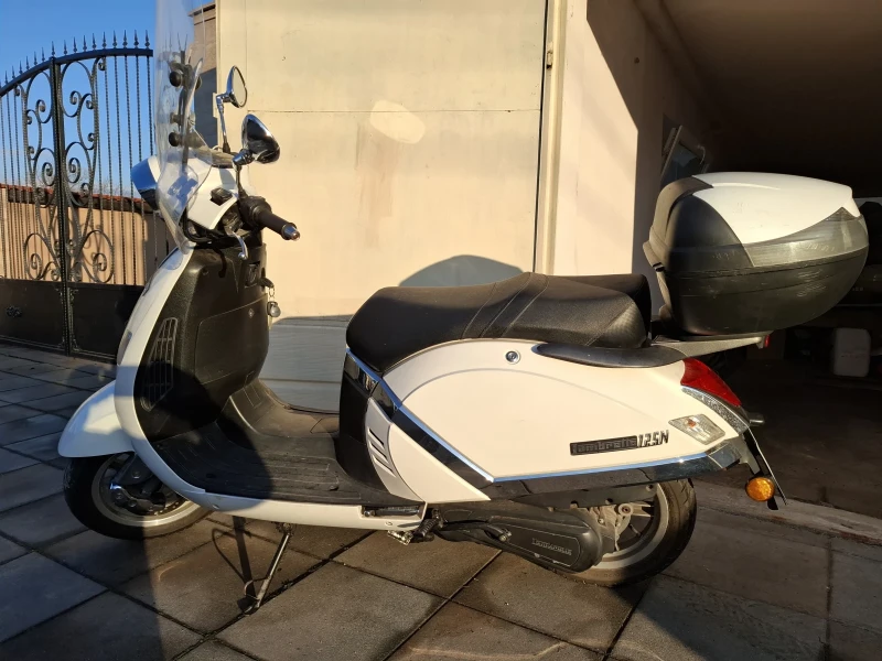 Lambreta Skooter 125 cc 6480 km, снимка 3 - Мотоциклети и мототехника - 48910084