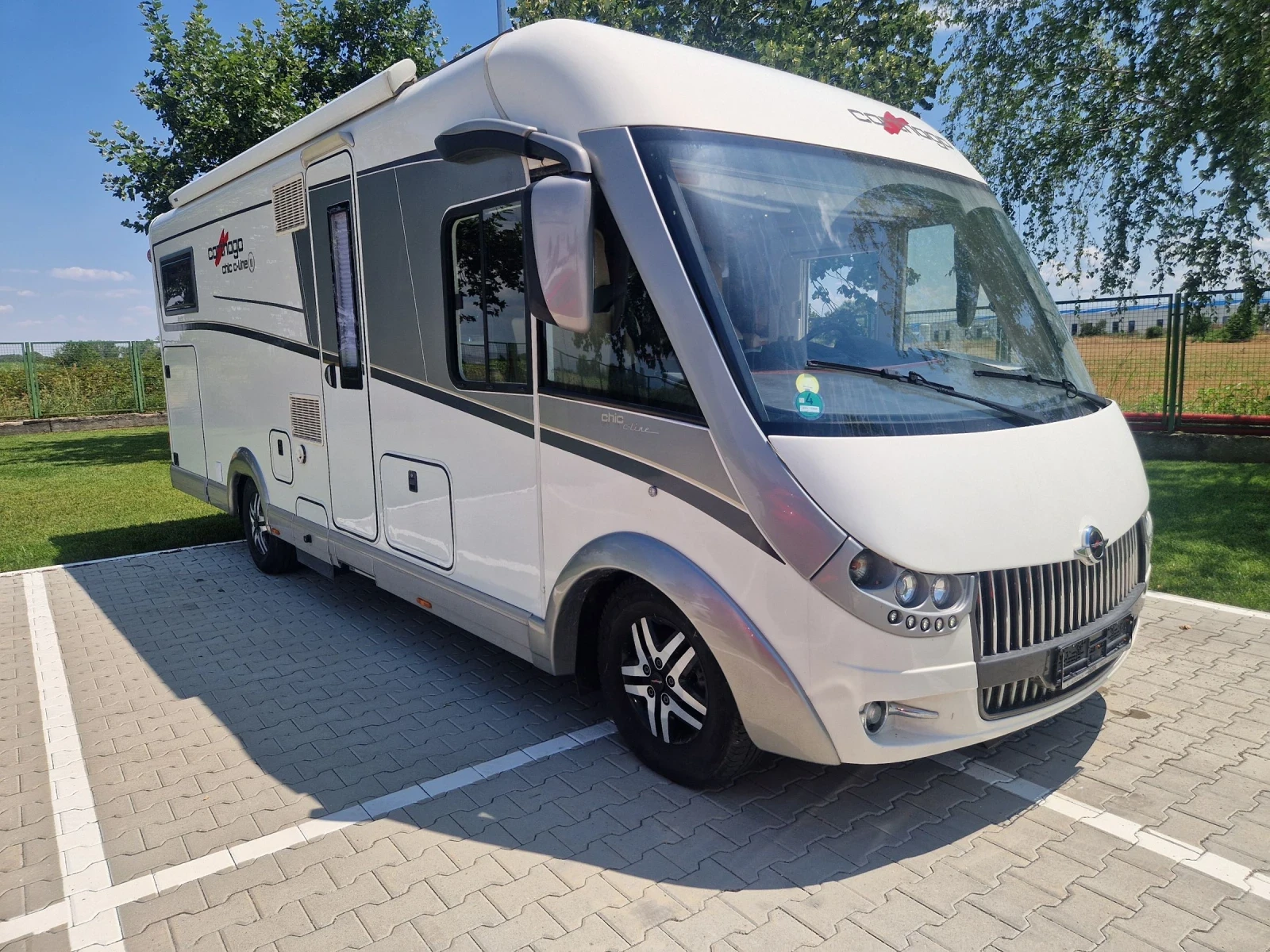 Кемпер Carthago chic C-Line 2, снимка 2 - Каравани и кемпери - 51190015