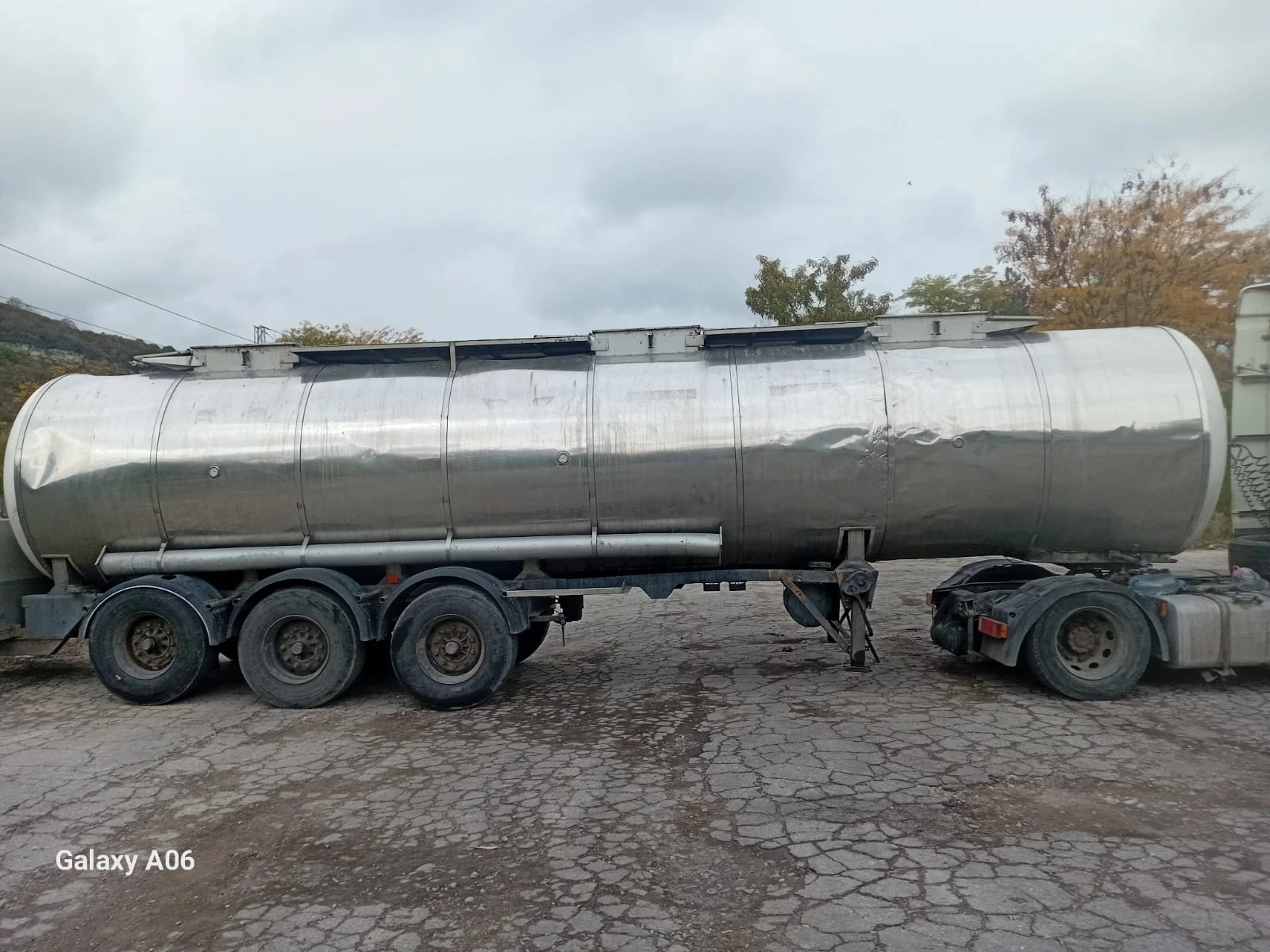  VAN HOLL | Mobile.bg   4