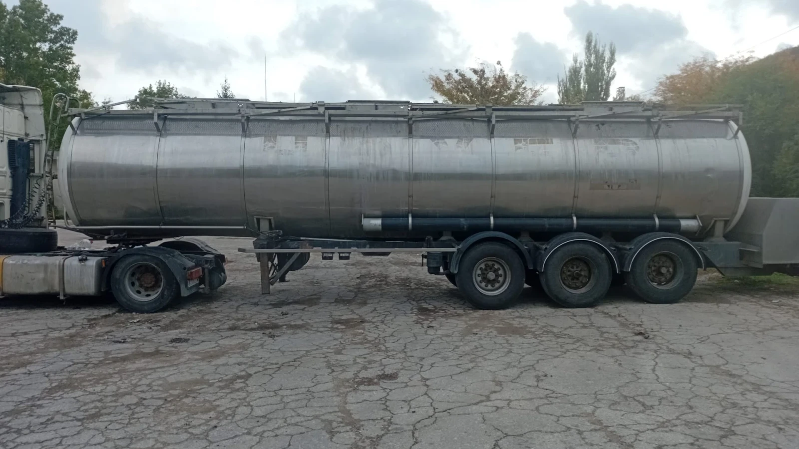  VAN HOLL | Mobile.bg   3