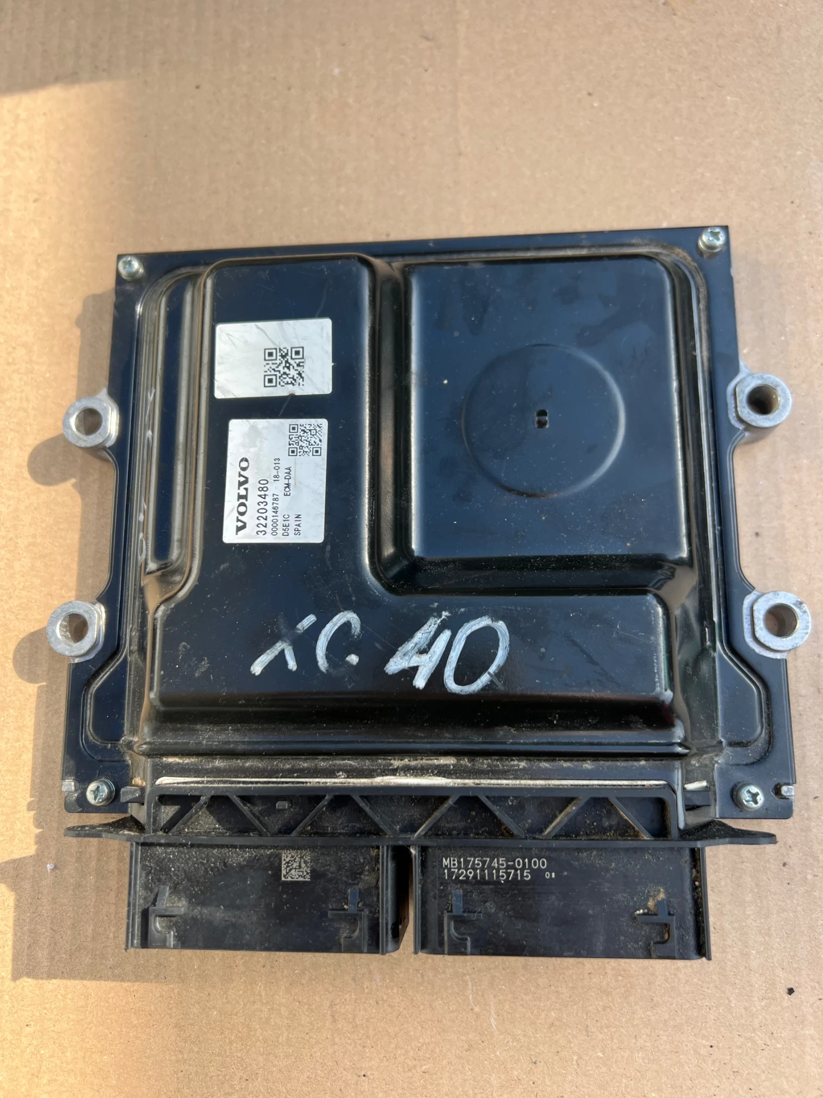 32203480    VOLVO XC40, XC60  MB 175745-0100 | Mobile.bg   1