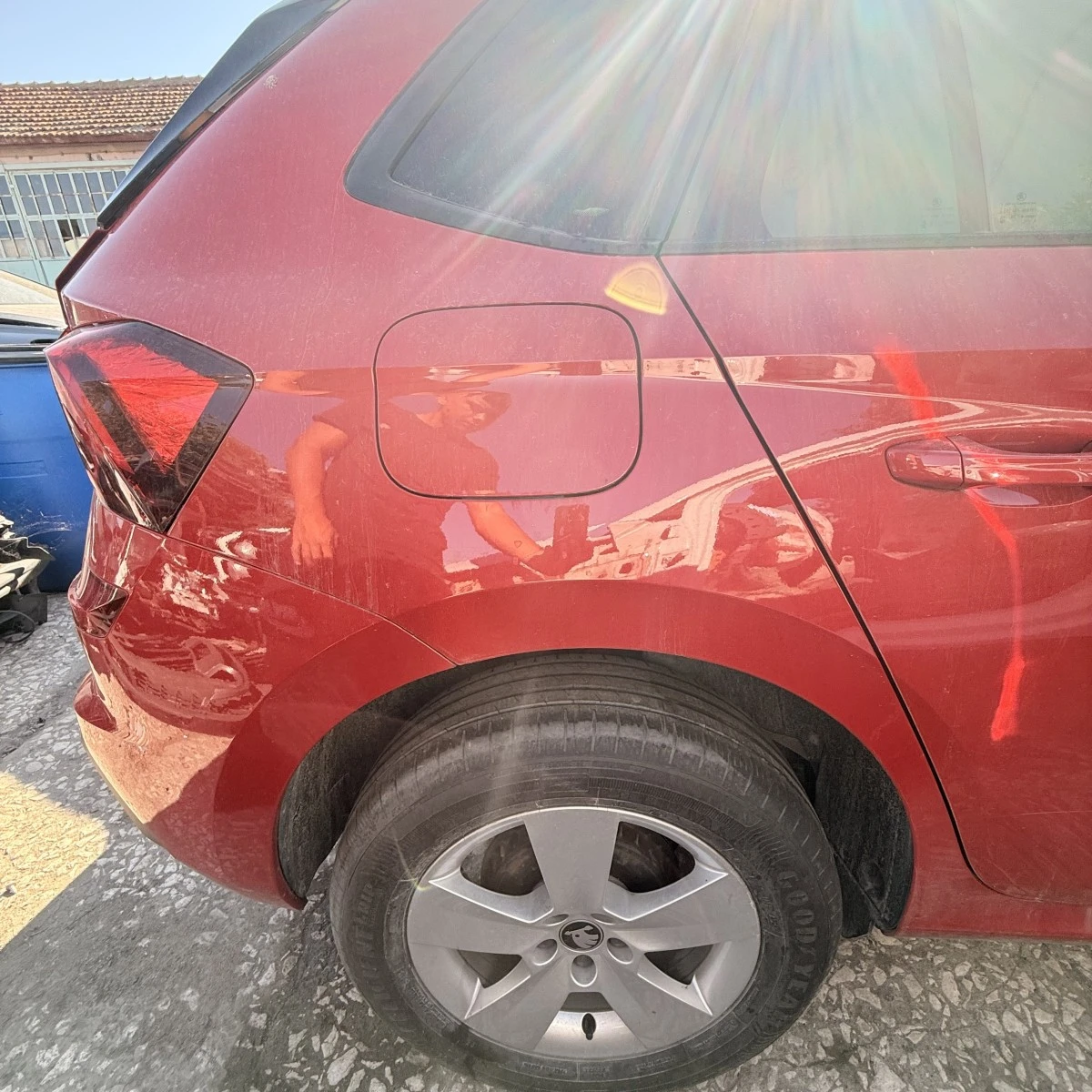 Заден десен калник Skoda Kamiq 10 TSI 85kw 657809606