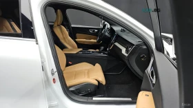 Volvo S60 Т5* INSCRIPTION* ПОДГРЕВ* ОБДУХВАНЕ* 360* КАМЕРИ* , снимка 9