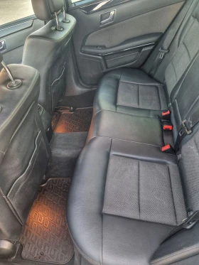 Mercedes-Benz E 220, снимка 7
