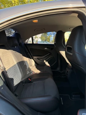 Mercedes-Benz CLA 220, снимка 13