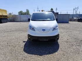  Nissan e-NV200