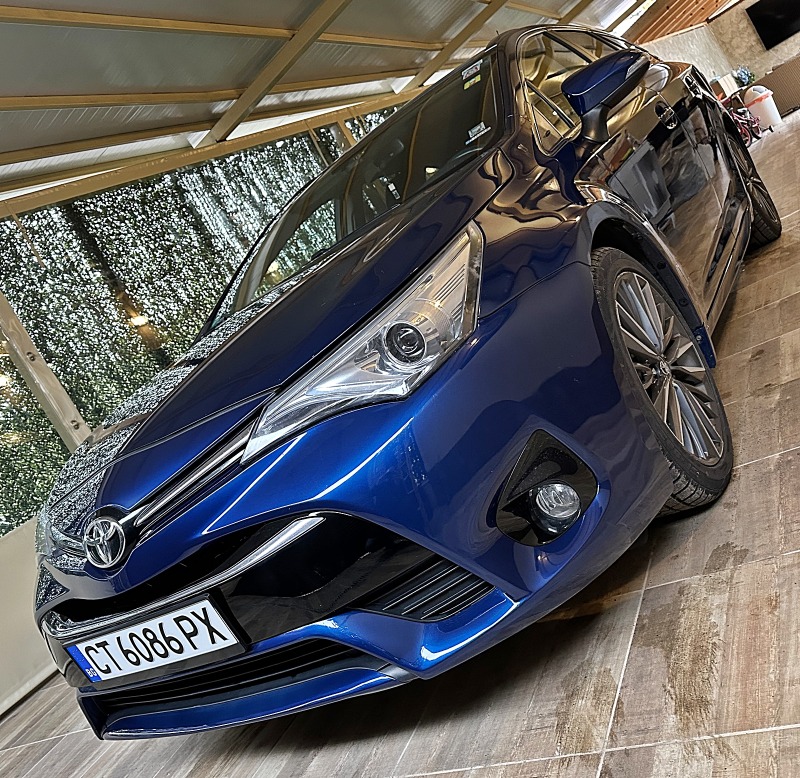 Toyota Avensis 1.8!!!LPG!!!Пeчка WEBASTO!, снимка 1 - Автомобили и джипове - 46265099