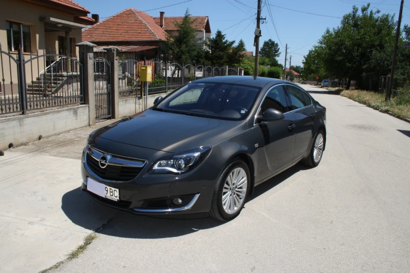 Opel Insignia 2.0Т БЕНЗИН ОБСЛУЖЕНА СЕДАН FACELIFT, снимка 8 - Автомобили и джипове - 46186494