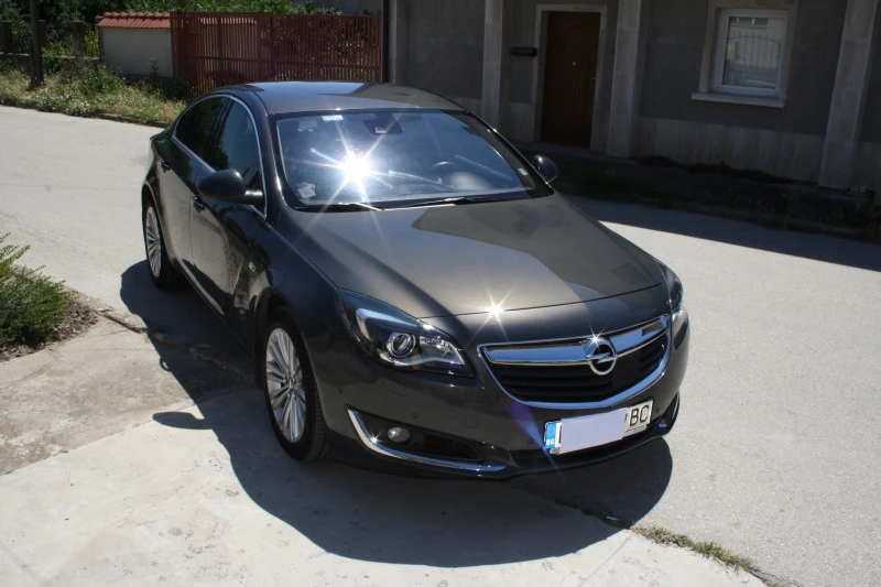 Opel Insignia 2.0Т БЕНЗИН ОБСЛУЖЕНА СЕДАН FACELIFT, снимка 2 - Автомобили и джипове - 46186494