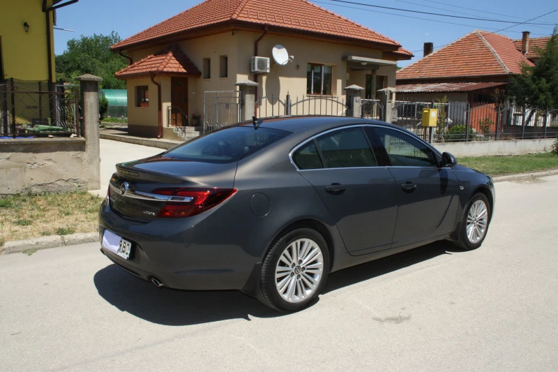 Opel Insignia 2.0Т БЕНЗИН ОБСЛУЖЕНА СЕДАН FACELIFT, снимка 5 - Автомобили и джипове - 46186494