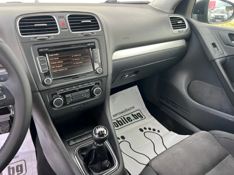 VW Golf 6 1.6 TDI 105к.с. , снимка 14 - Автомобили и джипове - 46394507