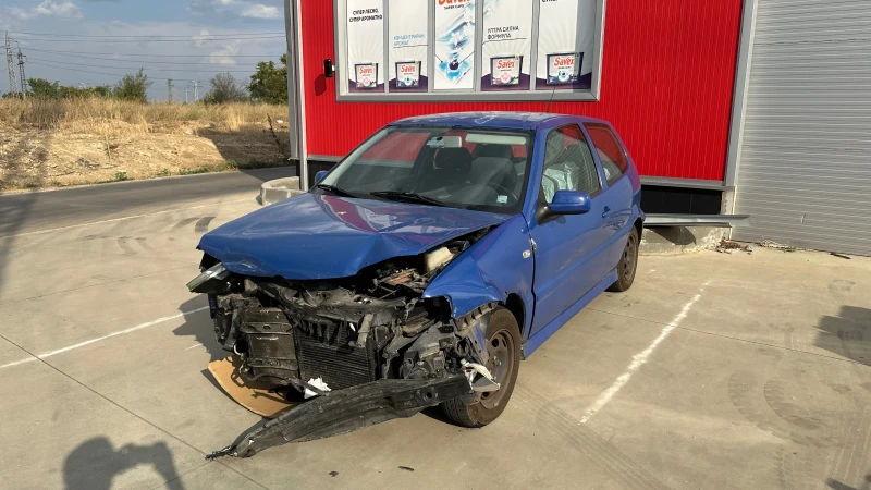 VW Polo 1.0, снимка 2 - Автомобили и джипове - 47013885