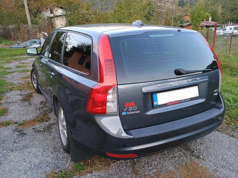 Volvo V50 1.6 HDI, снимка 4 - Автомобили и джипове - 47583240