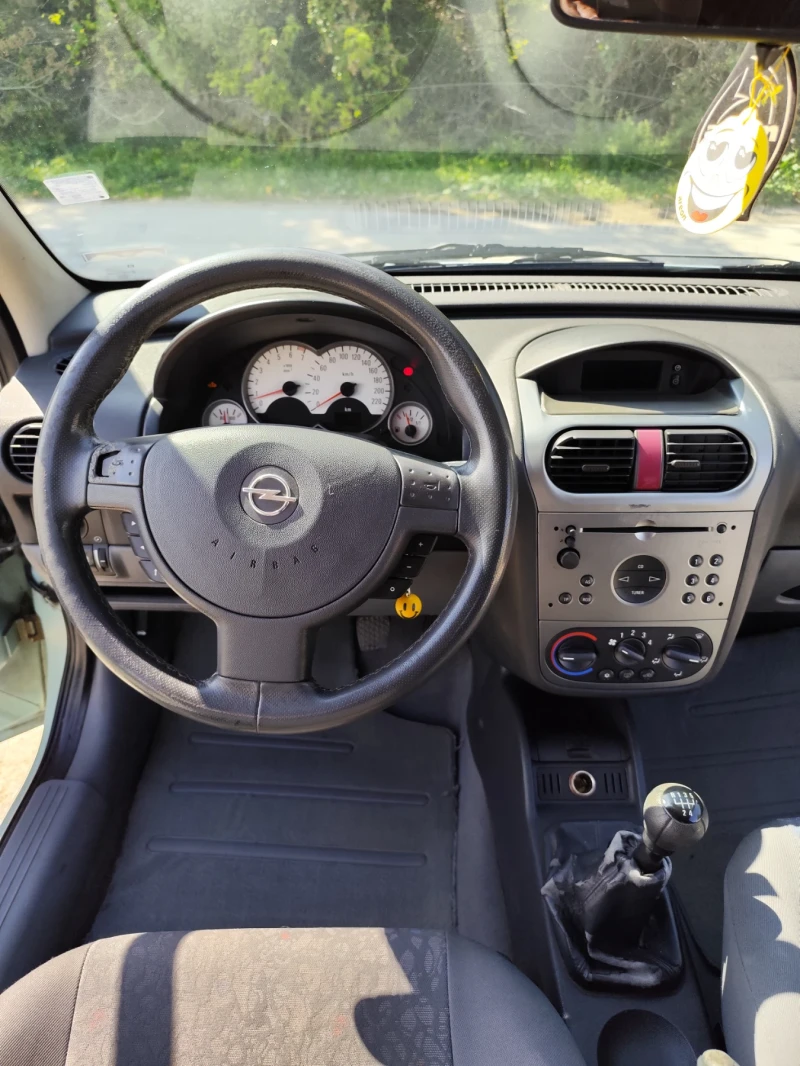 Opel Corsa 1.4, снимка 11 - Автомобили и джипове - 48611008