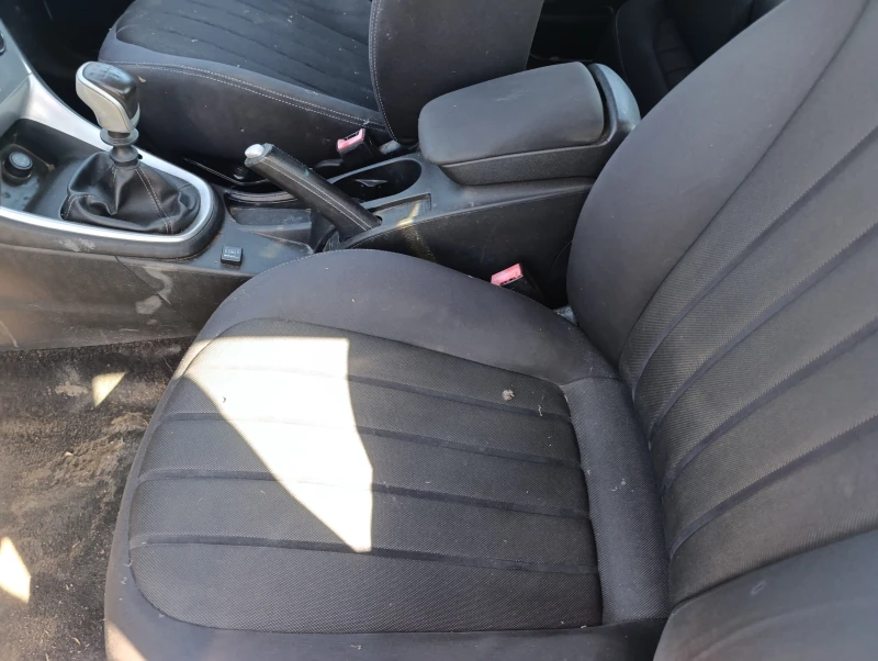 Lancia Delta 1.4i тип мотор 198А4000, снимка 7 - Автомобили и джипове - 50914861