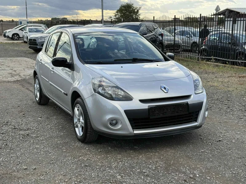 Renault Clio 1, 2i GPL, снимка 3 - Автомобили и джипове - 52020845